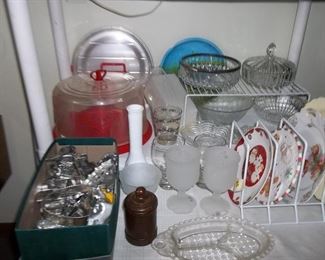 vintage cookie cutters and kitchen wares