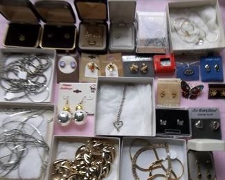 nice vintage jewelry, some sterling