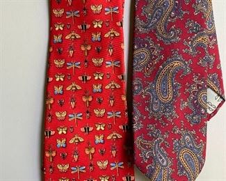 Salvatore Ferragamo tie