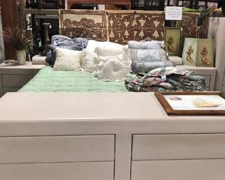 King bed, 6 drawer dresser