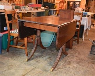 DROP LEAF TABLE