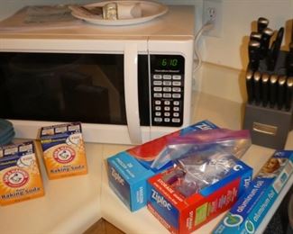Microwave and kitchen cutlery knives