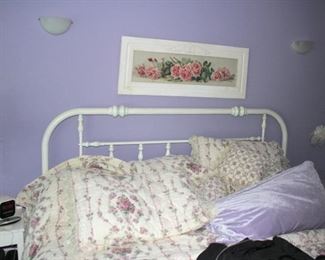 White Metal Bed Frame with Decorative Pieces