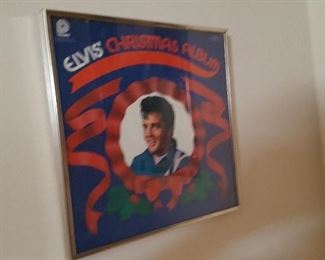 Elvis Christmas record framed (disk included)
