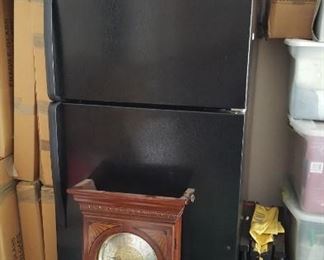 Garage refrigerator works well