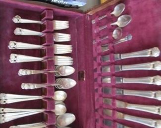 Wm Rogers silverplate set