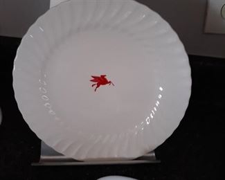 Pegasus  Mobil Oil China Dinner Plate