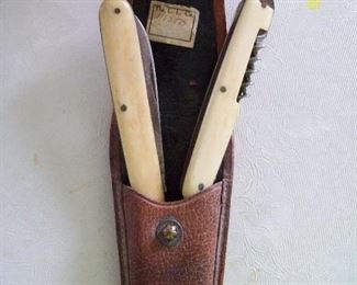 Military knife set