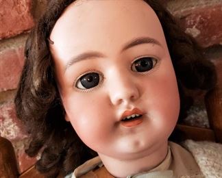 Antique Simon & Halbig (Germany) doll and many other dolls.