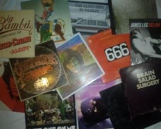 Brain Salad Surgery, 666 Aphrodite Child, Neil Young, James Leg, The Black Keys, Deep Purple, The Doors, Alman Brothers, AC/DC, Quicksilver, Cheech and Chong