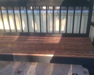 Green Wood bench