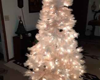 6 Foot Cream White Christmas Tree