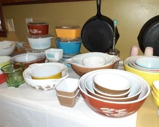 Vintage Pyrex More... Lots More....