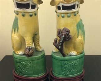 Foo Dogs