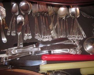 Flatware Sets