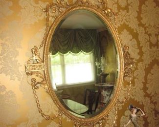 Many Ornate Mirrors To Choose From