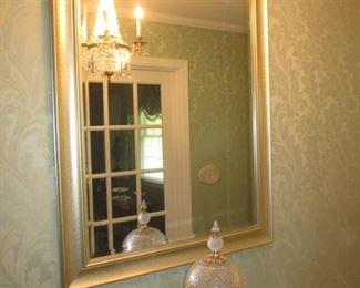 Many Mirrors To Choose From