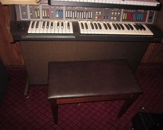 Baldwin Organ