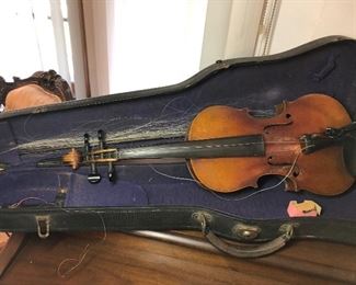 Vintage Violin $100