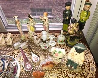 Figurines and collectibles $3-10