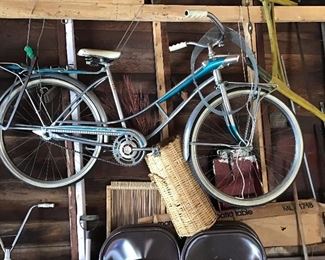 Vintage bike $100