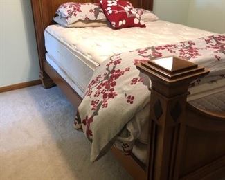 Queen mattress set and bed frame