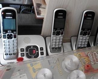 Uniden telephone set