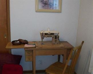 Singer Sewing Machine