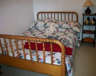 3/4 Size Bed, Lamp, Wooden Stand