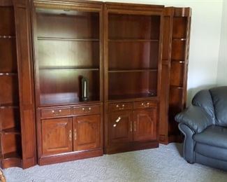 4 pc Wall unit