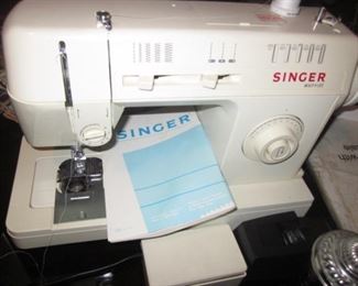 Singer Merritt Portable Sewing Machine