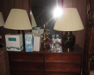 Johnson Carper Mid-Century Modern Bedroom Suite Fashion Trend