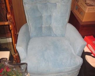 Swivel Parlor Chair