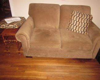 Gently Used R & F Living Room Suite
