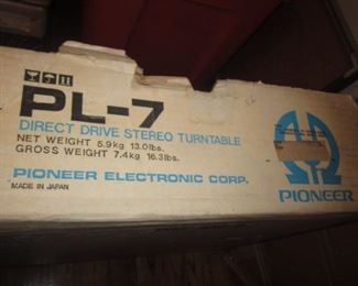 Pioneer Turntable PL-7
