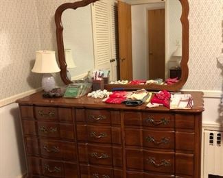 Dresser w/ Mirror