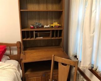 Desk w/ Bookcase & Chair