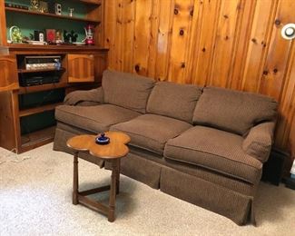 Sofa, Clover Table