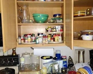 Kitchen:
