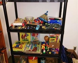 1st Bedroom Right: