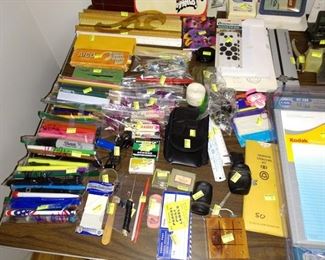 2nd Bedroom Center: Office Stuff