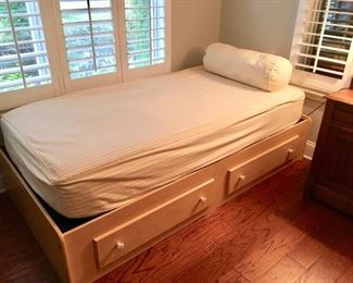 Cargo Twin Bed 