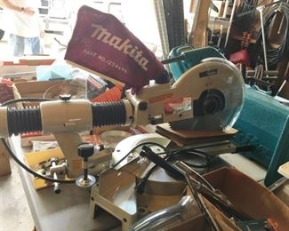Makita sliding Miter Saw