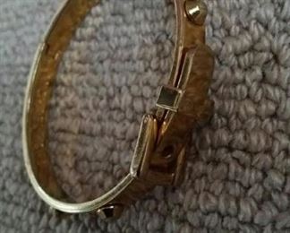 tbs Michael Kors buckle bracelet
