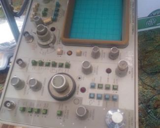 Vintage oscilloscopes that work