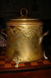 Brass English arts and crafts bucket