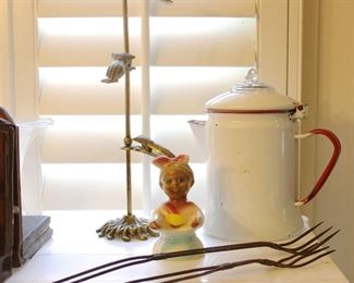 more vintage kitchen wares