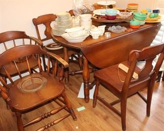 Drop leaf Dining table and 6 chairs