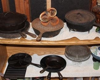 Cast iron cookware