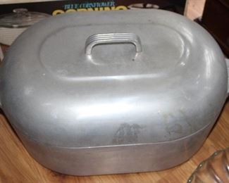 Magnalite large oval roaster